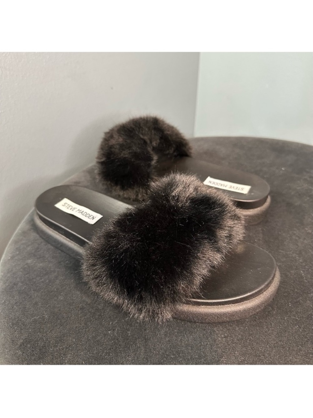 Steve Madden Delphina Faux Fur Open Toe Slide Slipper Sandals in Black